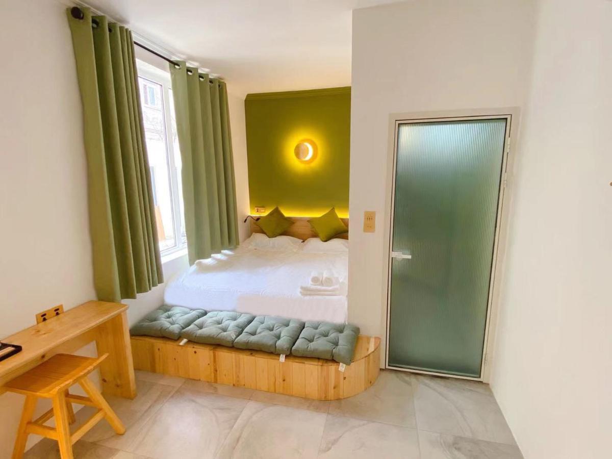 Lantian Garden Hostel Qingdao Exteriör bild